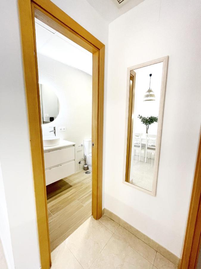 Gatu El Arrecife - Apartamento A 2 Minutos De La Playa En El Puerto De Santamaria , Preferente Mayores De 25 Anos Y Familias 圣玛丽亚港 外观 照片