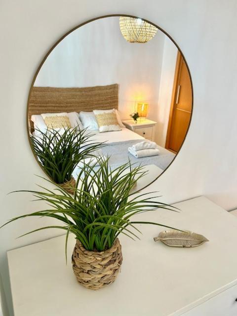 Gatu El Arrecife - Apartamento A 2 Minutos De La Playa En El Puerto De Santamaria , Preferente Mayores De 25 Anos Y Familias 圣玛丽亚港 外观 照片